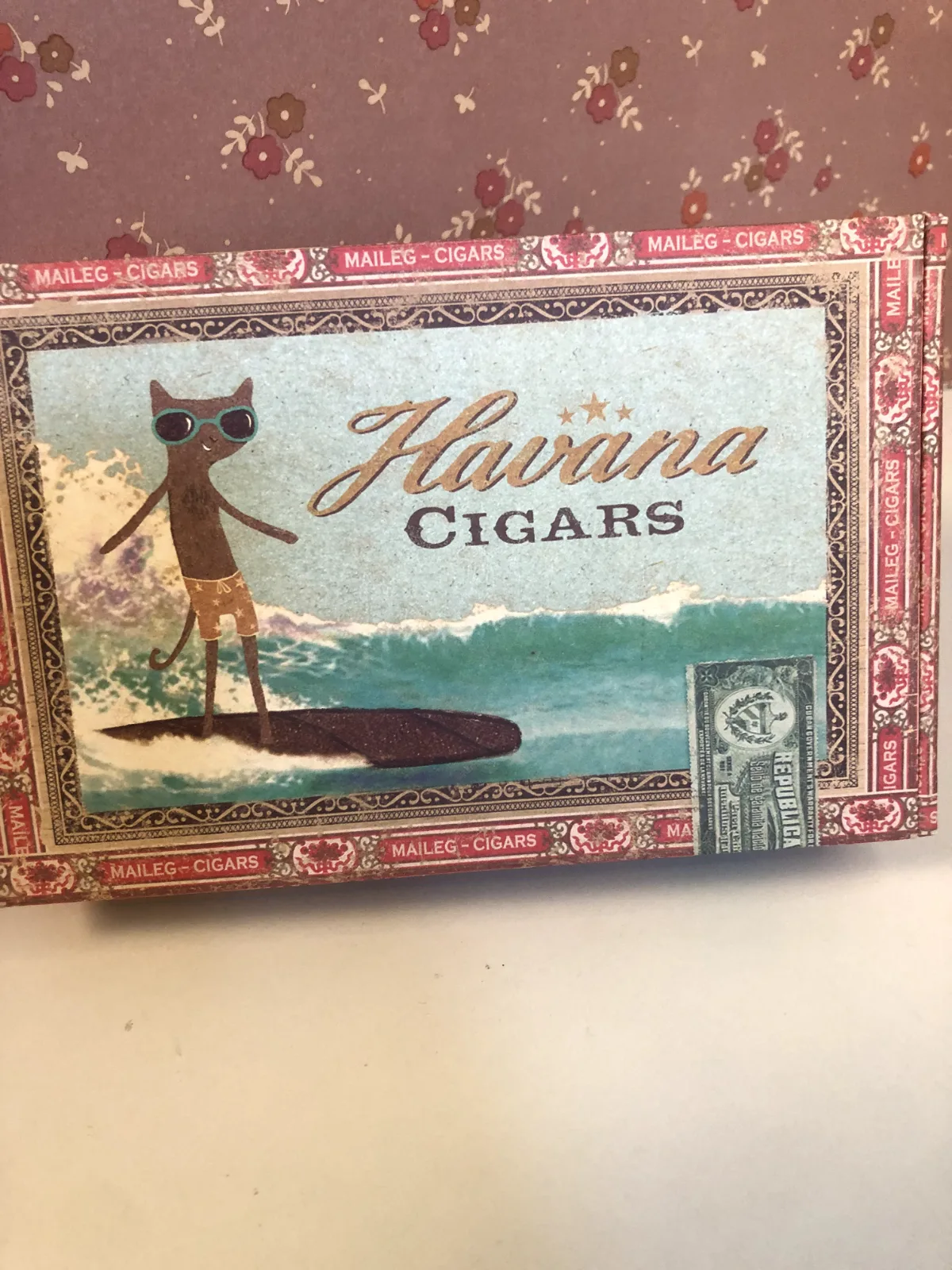MUM & DAD IN CIGAR BOX