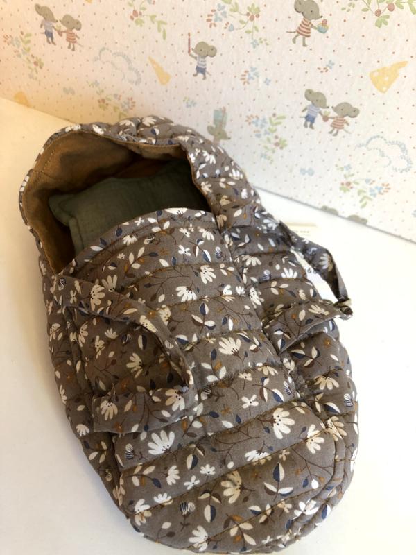 QUILT CARRY COT