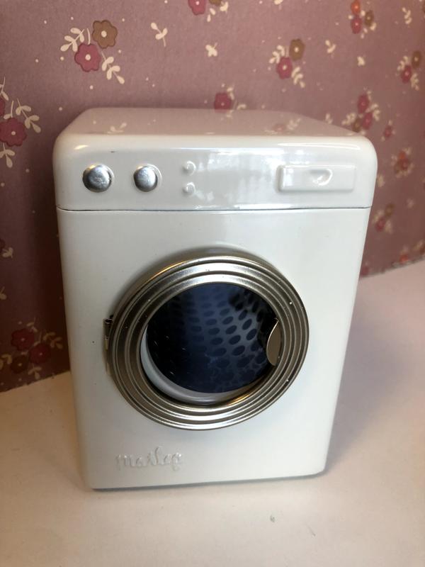 WASHING MASHINE