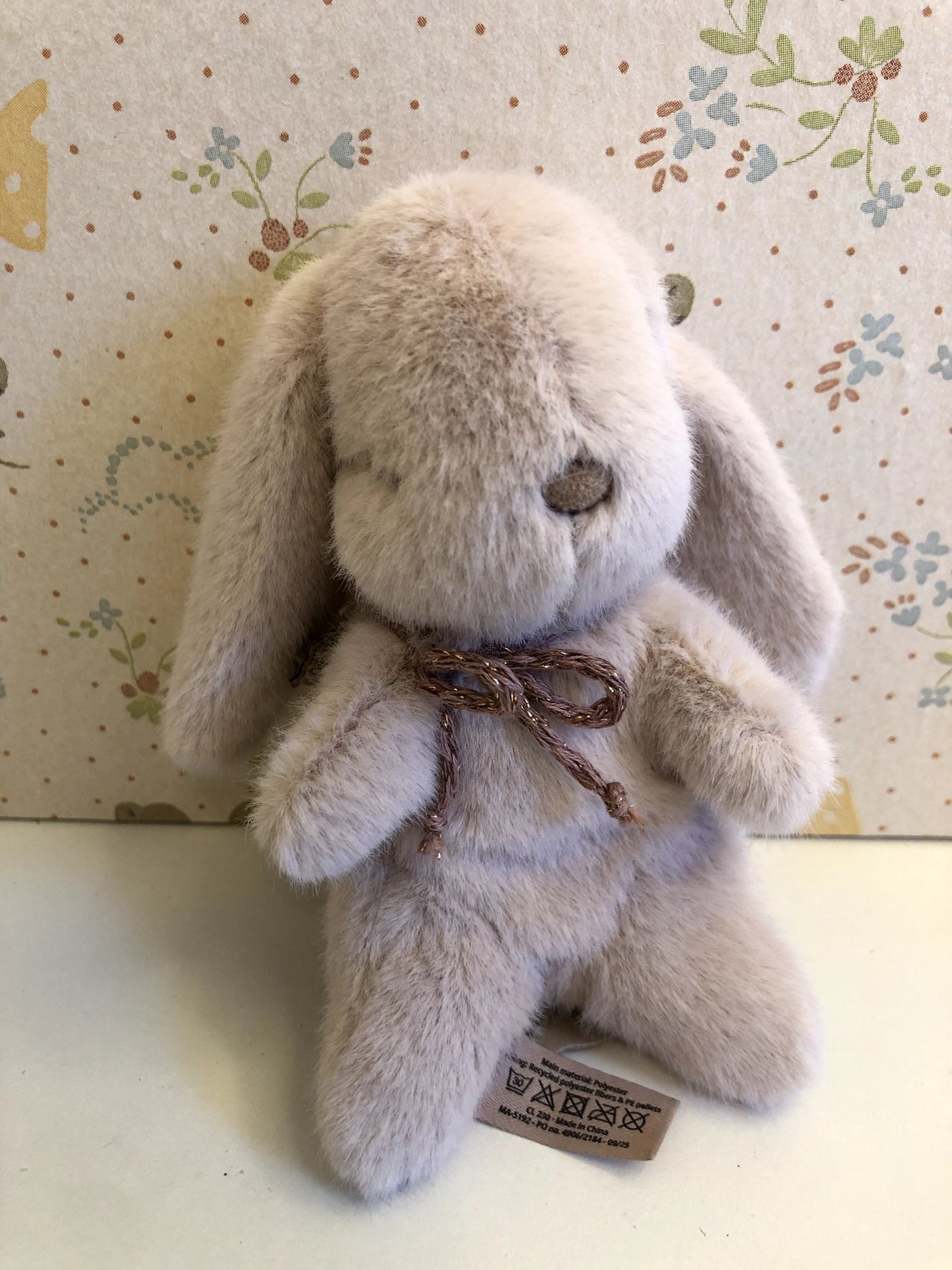 Bunny plush, mini