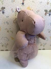 Safari friends, Hippo w. skirt
