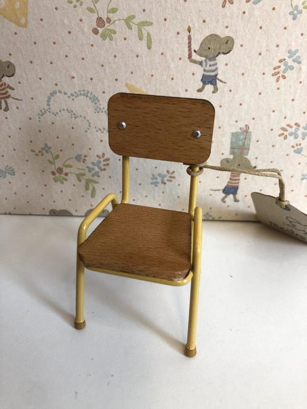 CHAIR
