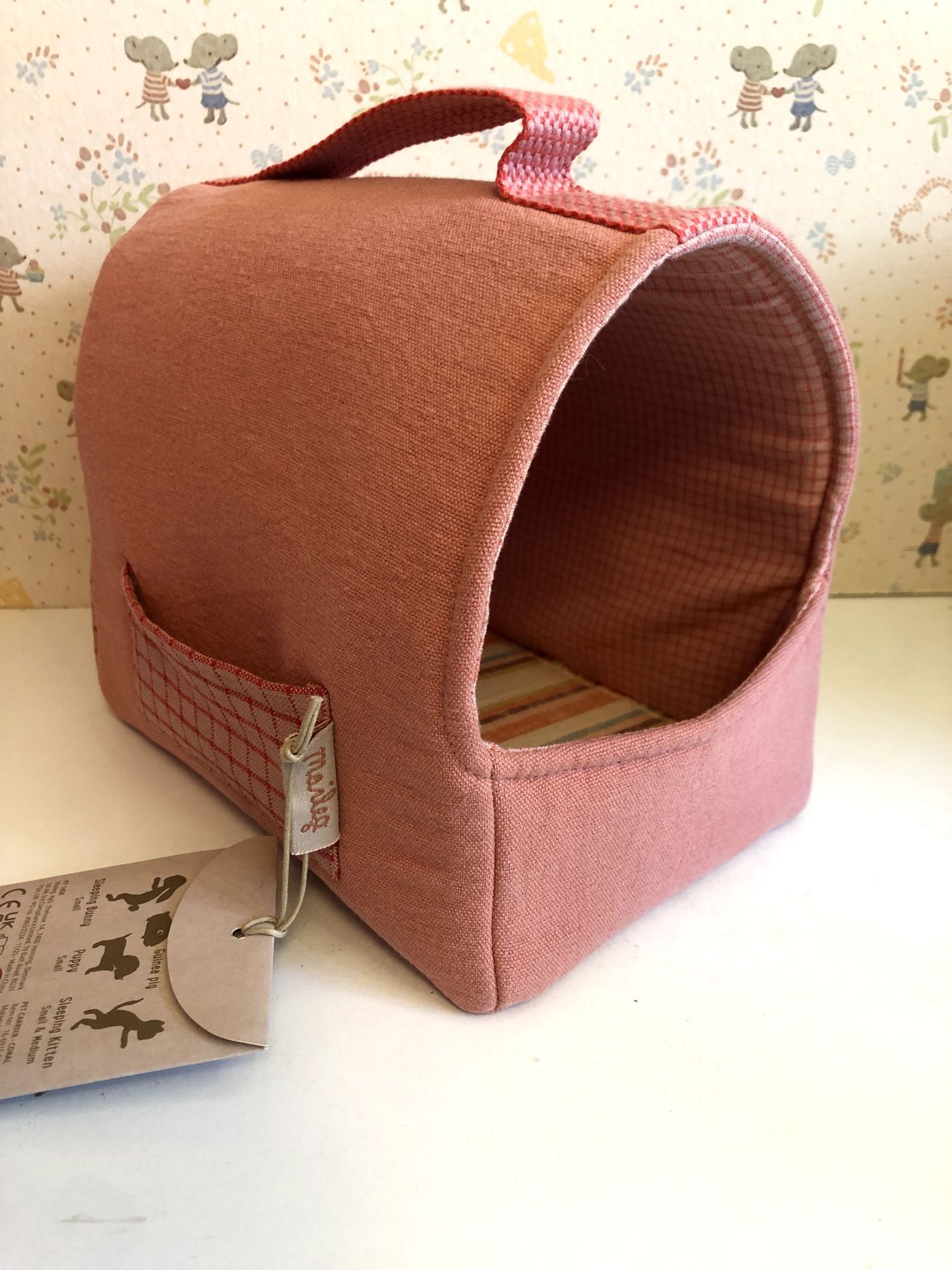 PET CARRIER