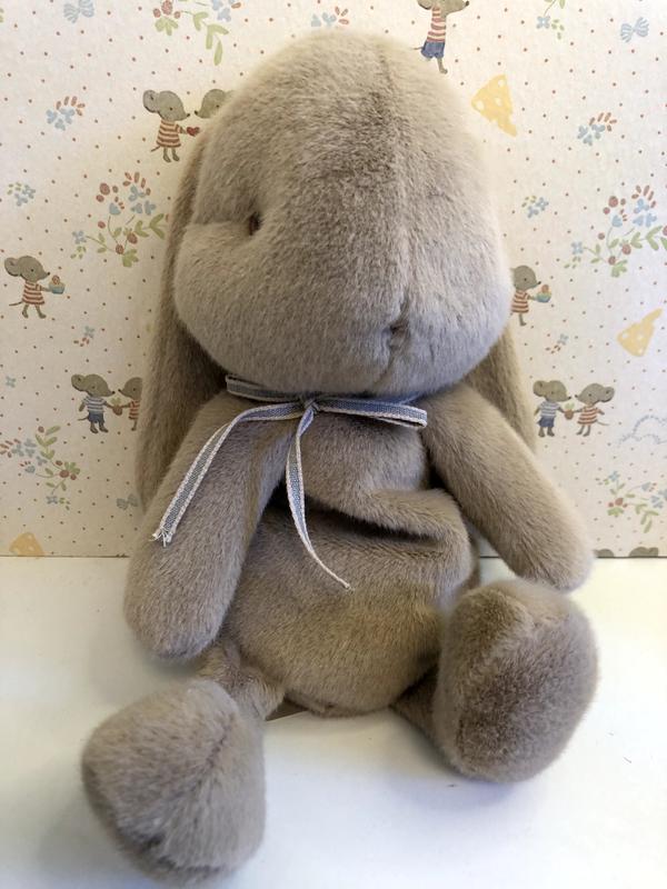 Bunny plush, medium
