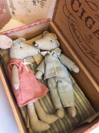 MUM & DAD IN CIGAR BOX