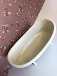 MINIATURE BATHTUB