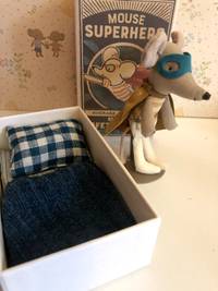 SUPERHERO MOUSE IN BOX