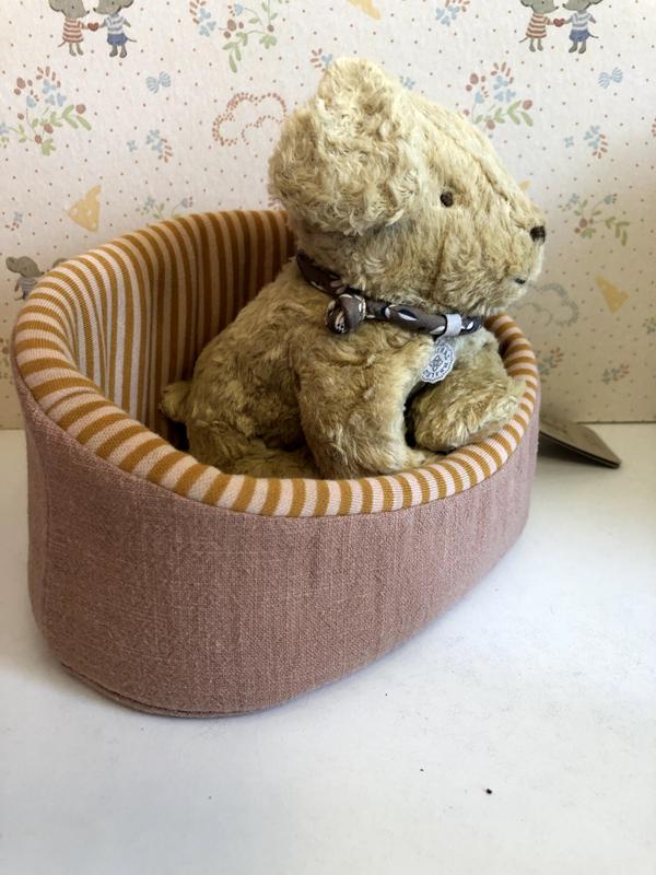 PET BASKET
