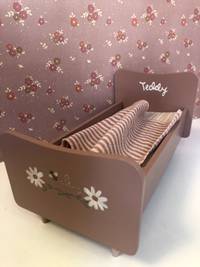 WOODEN BED